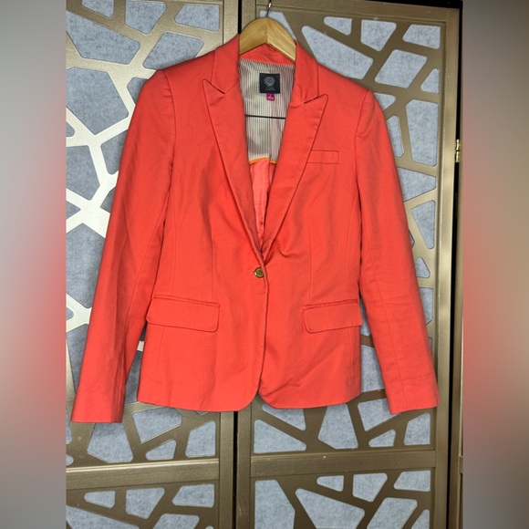 Vince Camuto Jackets & Blazers - Vince Camuto Coral Tailored Blazer – Size 6 | One Button